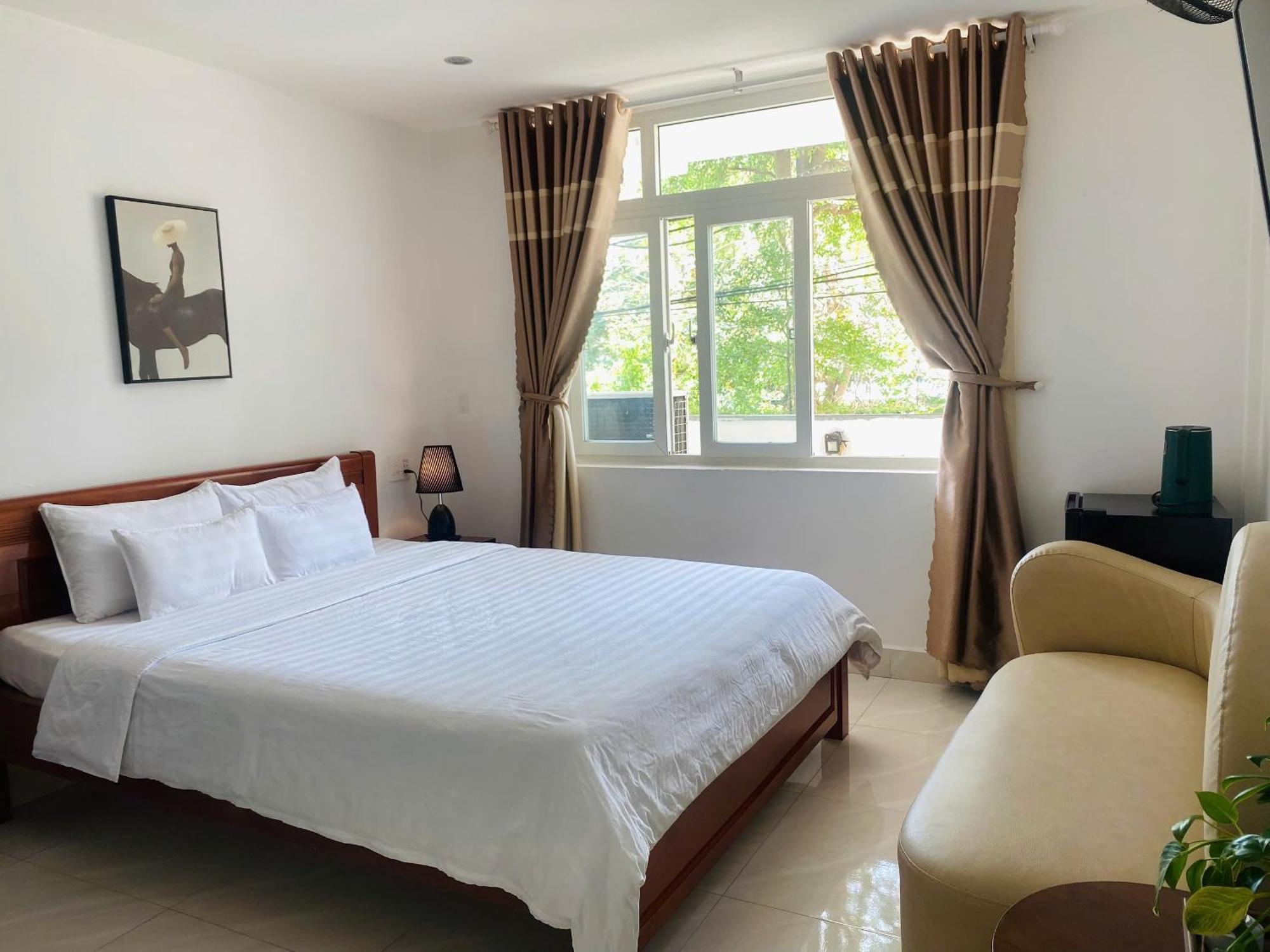 Khach San Romo Quang Ngai Exterior foto